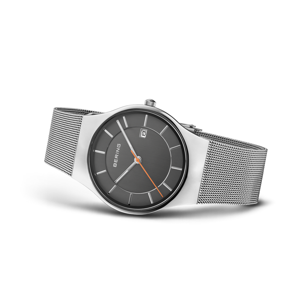 Reloj solar negro