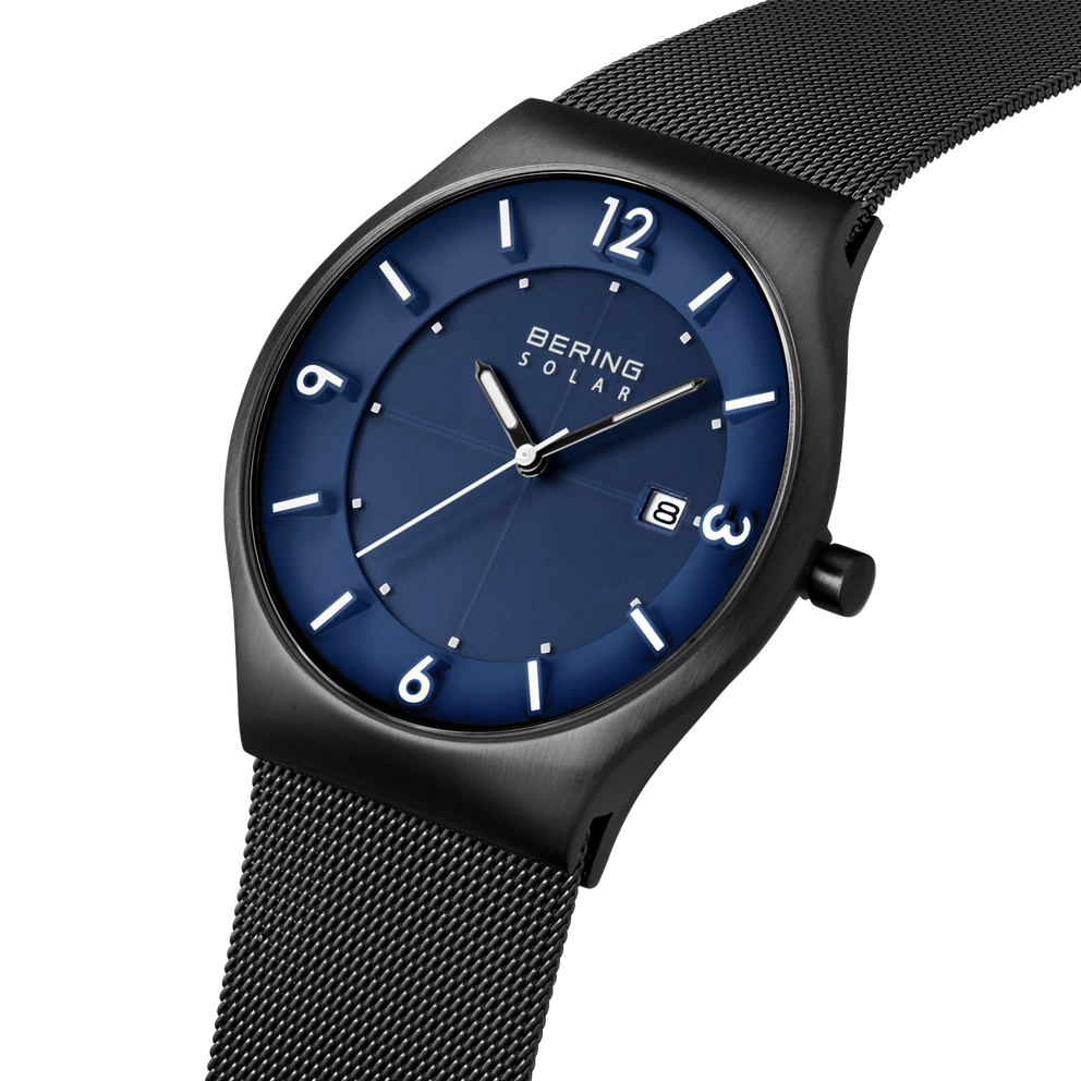 Solar Date Mesh Watch Blue Black